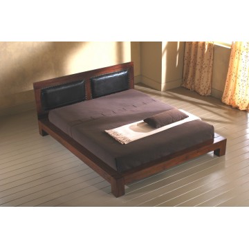 Letto basso in teak con...